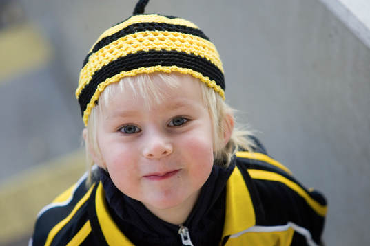 En ung Elfsborgs-supporter. Supporter, fan
