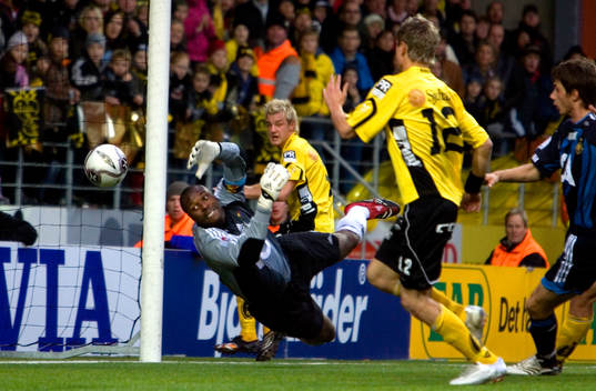 Joakim Sjöhage gör 1-0