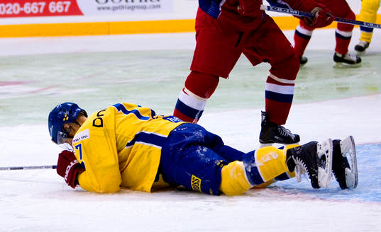 Jonathan Hedström, Skada