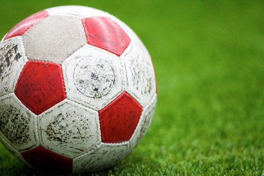 Fotboll, Framtidsfajten