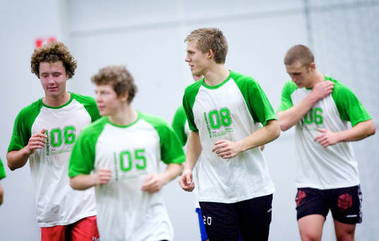 Fotboll, Framtidsfajten