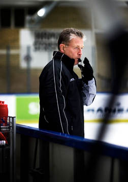 Per Bäckman, ny tränare i Frölunda på första träningen