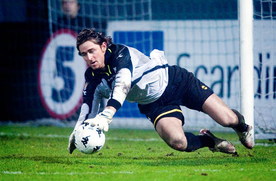 Heinz Müller, Målvakt
