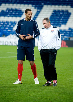 John Carew, Lyon och Gerard Houllier, tränare Lyon