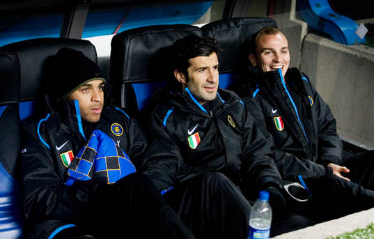 avbytarbänk, Inter, Adriano, Luis Figo och Esteban