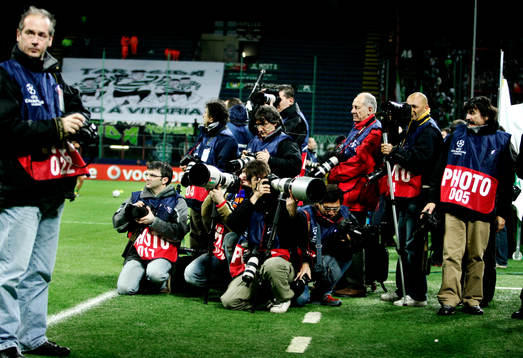 Fotografer, pressfotograf, kamera, teleobjektiv