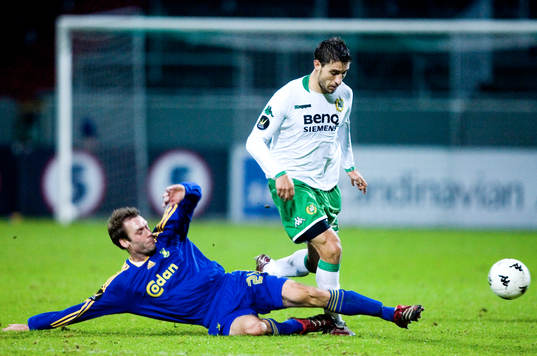 Sebastian Eguren, Hammarby glidtacklas av Thomas Rasmussen,