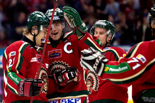 Markus Seikola, Jonas Johnson, Jubel
