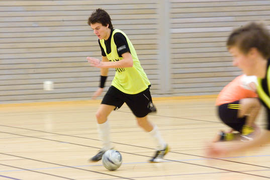 Ungdom, ungdomar, träning, innefotboll