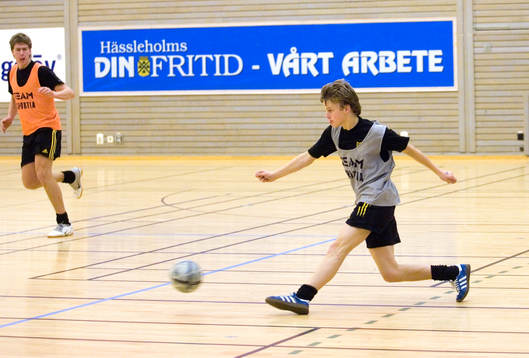 Ungdom, ungdomar, träning, innefotboll