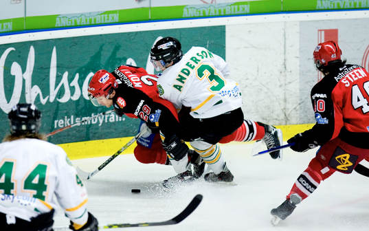 Erik Andersson, Björklöven trycker till Tomas Kollar,