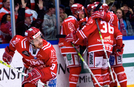 Sanny Lindström, Jubel