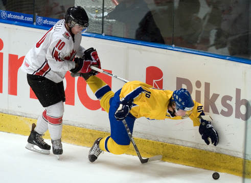 Kris Russel, Kanada och Nicklas Bäckström
