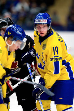 Niklas Bäckström, Sverige