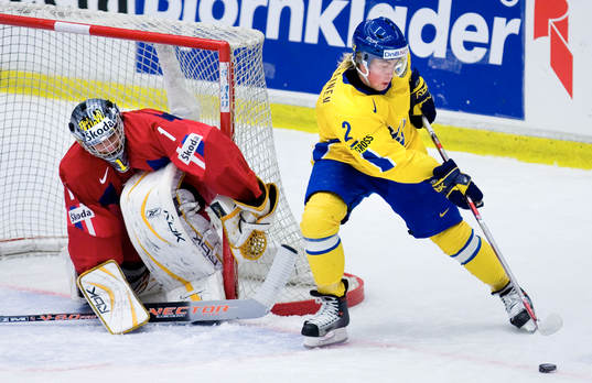 Patrik Navalainen, Sverige utmanar Tjeckiens målvakt