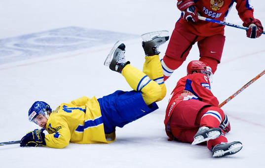 Robin Lindqvist, Sverige på fall