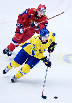 Nicklas Bergfors, Sverige jagas av Gennadi Churilov,