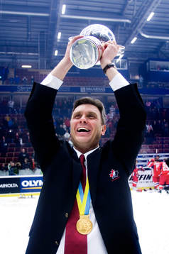 Craig Hartsburg, Förbundskapten Kanada firar