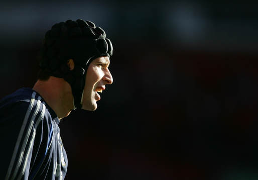 Petr Cech,  Chelsea (Målvakt, hjälm)