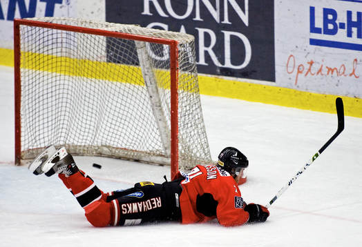 3-1, Fredrik Eriksson fastställer slutresultatet när han