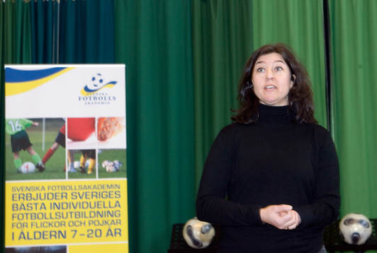 Marie Broholmer, kost