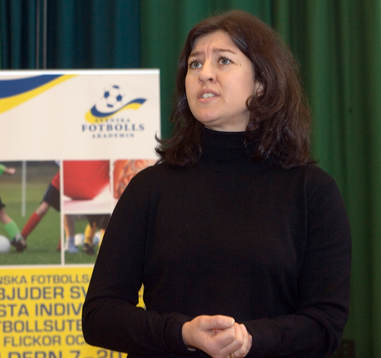 Marie Broholmer, kost