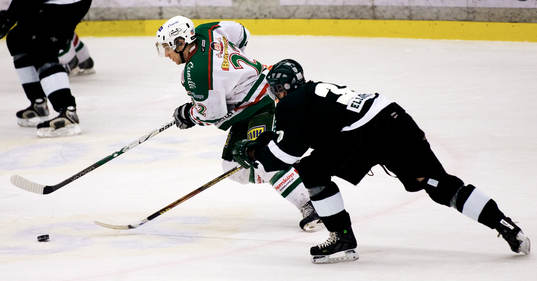 Sebastian Ellerstad, Hammarby, jagar Mattias Carlsson,
