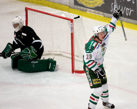 4-1, Daniel Åhsberg, segern är klar