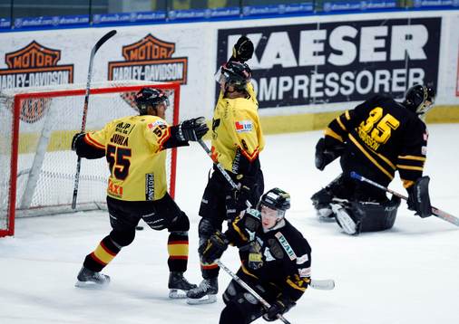 Johan Berggren och Patrik Juhlin, Västerås, jubel