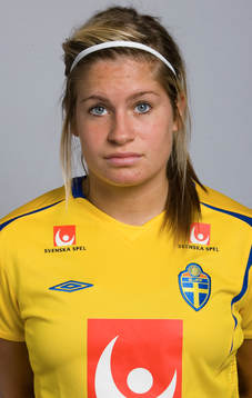 Sara Fröjdfeldt, Sverige