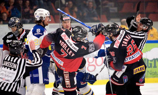 Slagsmål, bråk,  fight, Jason Woolley och Pavel Trnka,