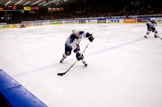 Johan Åkerman, HV71