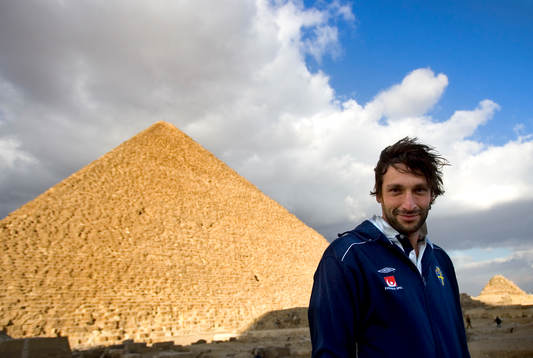 Rami Shabaan vid pyramid