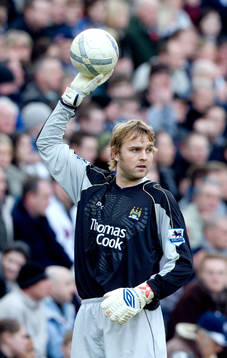 Nicky Weaver, Målvakt Manchester City