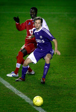 Max Von Schleebrügge, spelade med Anderlecht B-lag