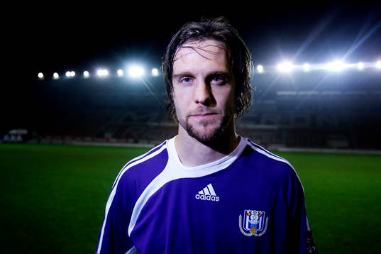 Max Von Schleebrügge, spelade med Anderlecht B-lag