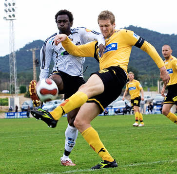 Tuff kamp mellan Yussouf Kone, Rosenberg och Frode Kippe,