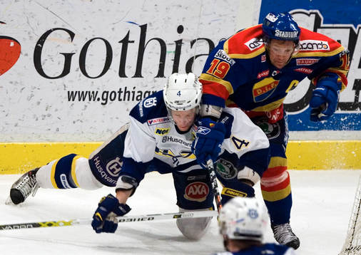 Johan Åkerman, HV71 och Jimmie Ölvestad, Djugården