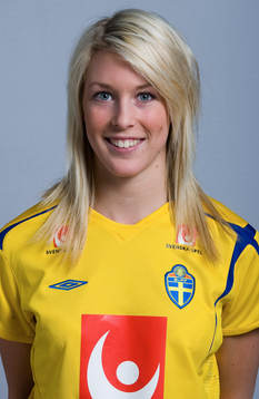 Julia Sahlberg, Sverige