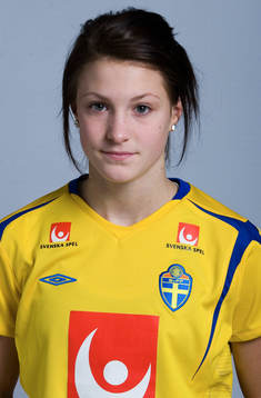 Emma Hult, Sverige