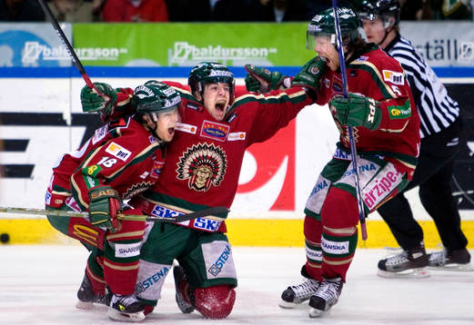 Steven Kariya, Martin Plüss, Jan-Axel Alavaara, Frölunda,
