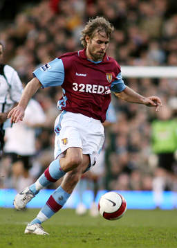 Olof Mellberg, Aston Villa
