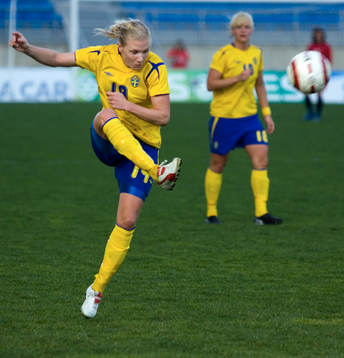 Anna Paulsson, Sverige