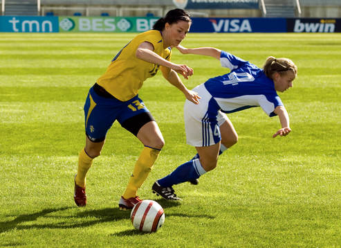 Lotta Schelin, Sverige och Maija Saari, Finland