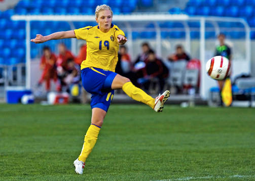 Anna Paulsson, Sverige
