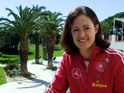 Renate Lingor, Tysland