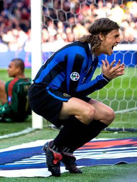 Hernan Crespo, Inter, skriker ut sin frustration