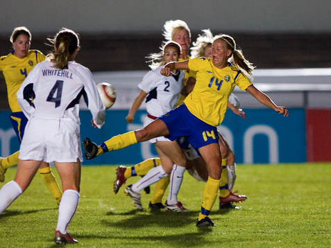 Josefine Öqvist, Sverige