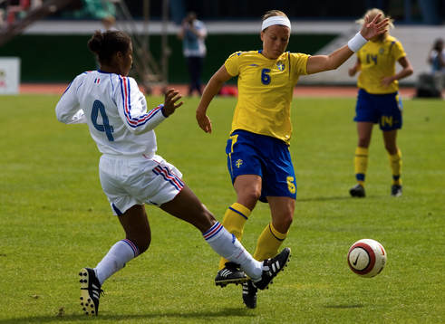 Sara Thunebo, Sverige