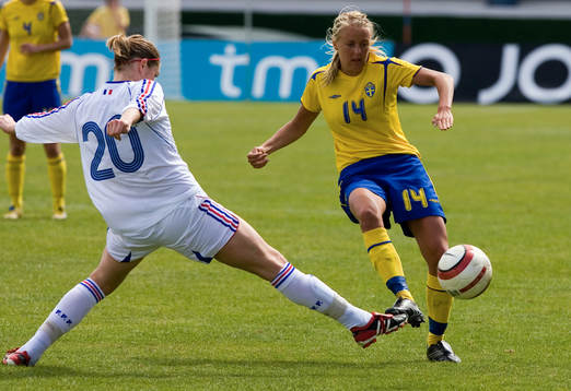 Josefine Öqvist, Sverige